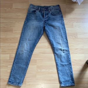Never worn Levi’s 501 button fly jeans